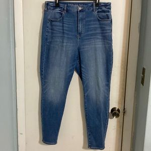 💫AE NEXT LEVEL STRETCH CURVY HIGH RISE JEGGING💫